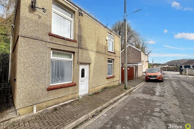 3-bed detached on Jenkins Street, Hopkinstown Pontypridd, £165,000