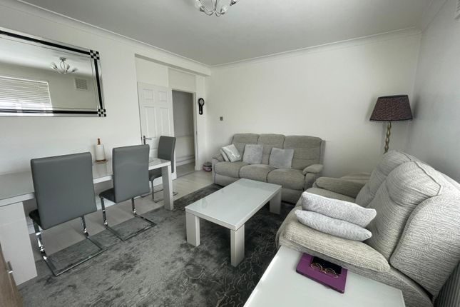 Flat 132 Crouch Hall Court, Sparsholt Road, Greater London photo 2