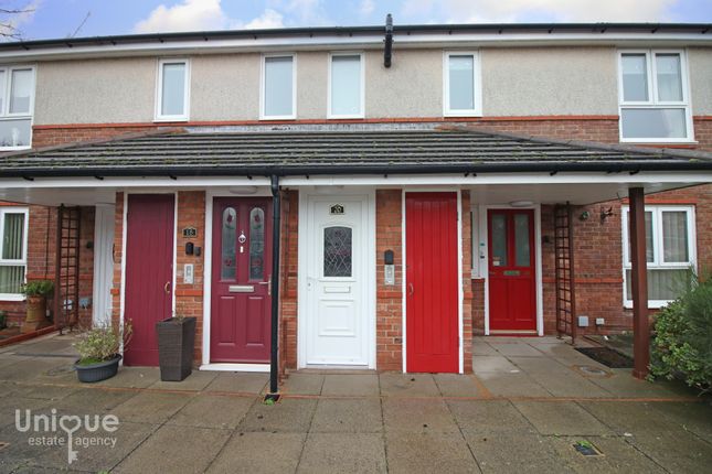 Flat for sale in Elsinore Close, Fleetwood