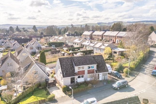 33, Hawthorn Bank, Duns photo 2