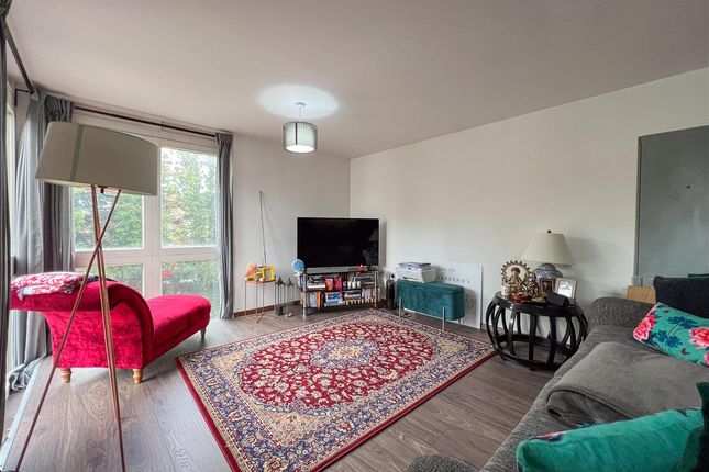 Thumbnail Flat for sale in Solihull Heights, Birmingham