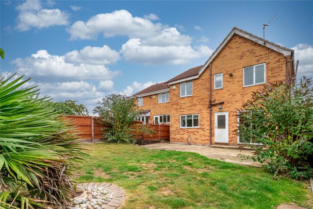 10, Henley Drive, Pontefract photo 3