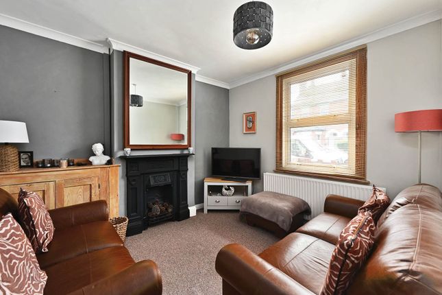 5, York Road, Farnborough photo 3