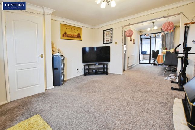 38, Speedwell Crescent, Scunthorpe photo 3