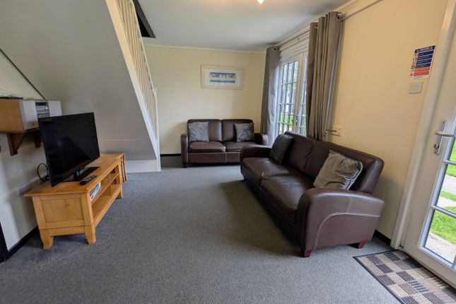 27 Tudor Court, Tolroy Manor Holiday Village, Hayle photo 3