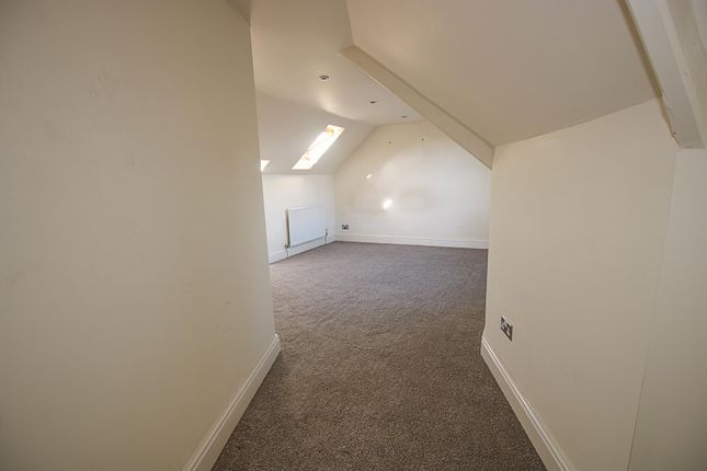 Flat for sale in Green Road, Newmarket