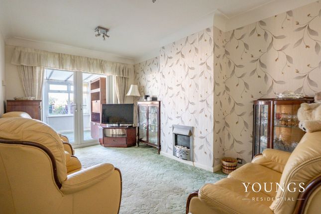 35 Church Road, Benfleet photo 3