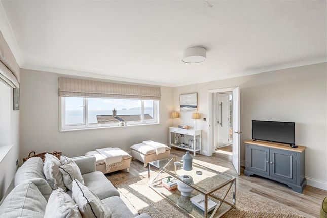 28 Buttlegate, Torpoint photo 2