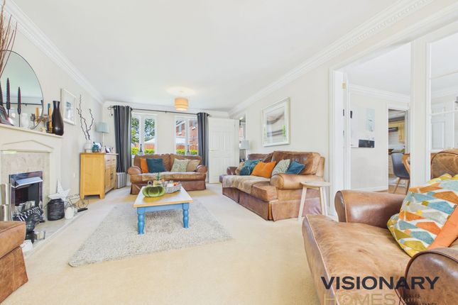 23, Cheshire Close, Burntwood, WS7 photo 3