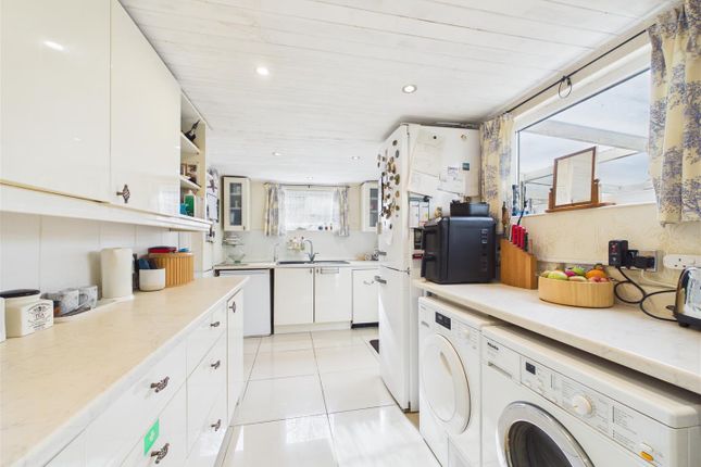 20, St. Johns Road, Ruardean photo 2