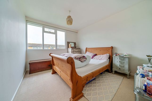 40 Fraser Road, Winchester photo 4