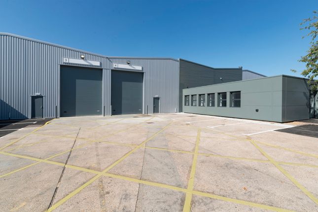 Thumbnail Industrial to let in Unit 4, Townsend Industrial Estate, Waxlow Road, Park Royal, London