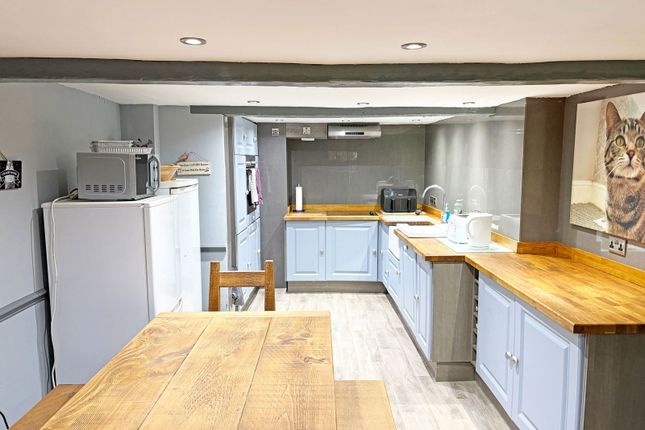 6, Barkham Street, Skegness photo 4