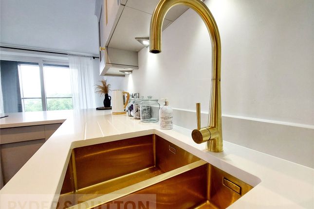 11 Marina View Apartments, 2, Herons Reach, Oldham photo 4