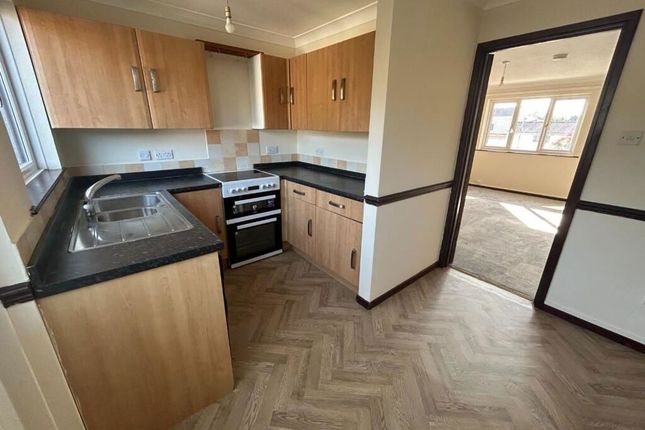 6, Polgarth, Redruth photo 2