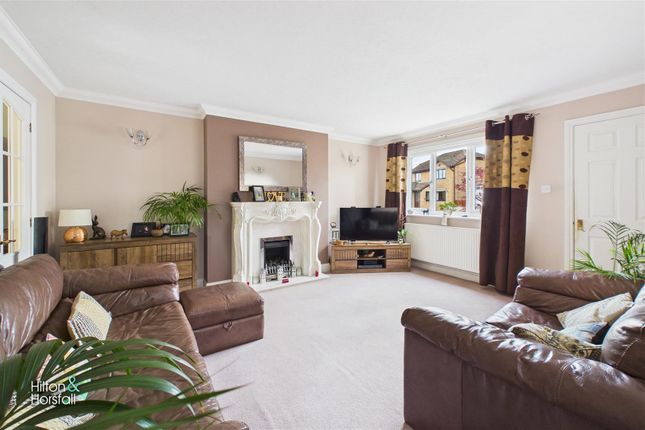 2, Deepdale Green, Barrowford photo 2