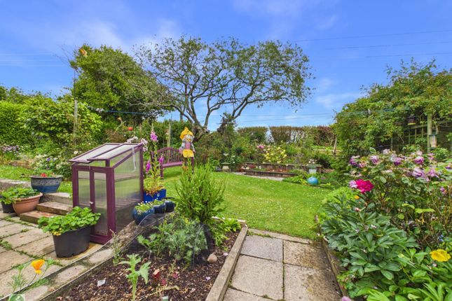 17, Summerlane Park, Looe photo 3