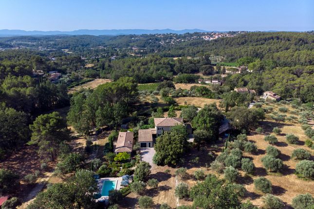Property for sale in Flayosc, Var, Provence-Alpes-Côte D'azur, France