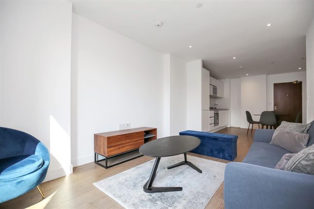 Flat to rent in Hadrian's Tower, Rutherford Street, Newcastle Upon Tyne NE4