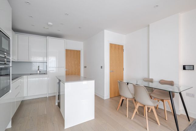 2, Bernera Walk, Colindale photo 3