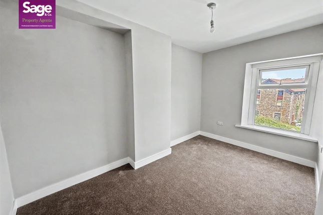 3, Torlais Street, Newport photo 5
