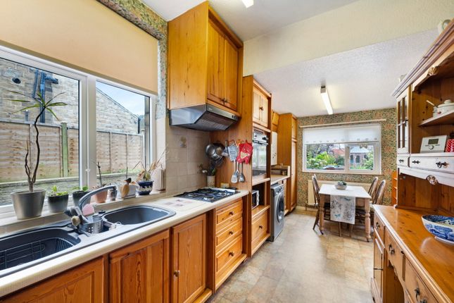 64, Longley Road, Huddersfield photo 3