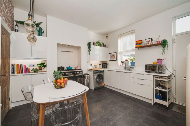 10 Eyam Road, Sheffield photo 2