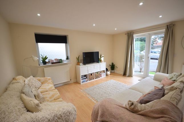 Flat to rent in Richmond Park Road, Bournemouth