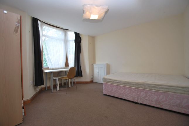 Terraced house to rent in Richards Street, Cathays