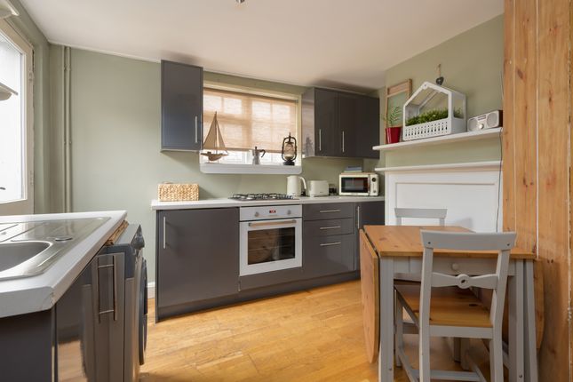 54 Oxford Street, Whitstable photo 2
