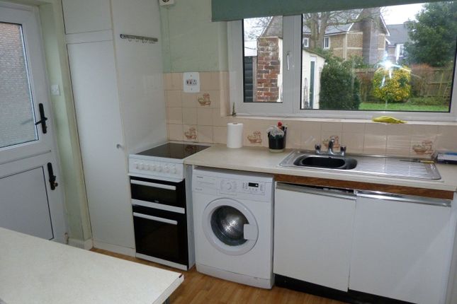 19 Cedar Close, Broadstairs photo 4