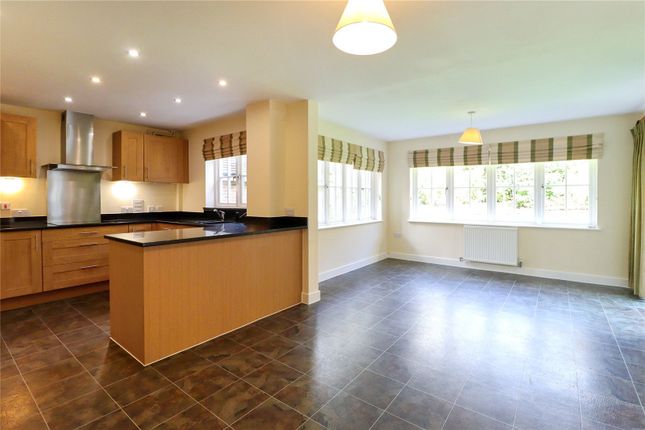 4, Mantell Drive, Haywards Heath photo 2
