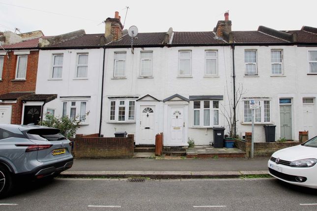 Thumbnail Property to rent in Myrtle Road, Hounslow