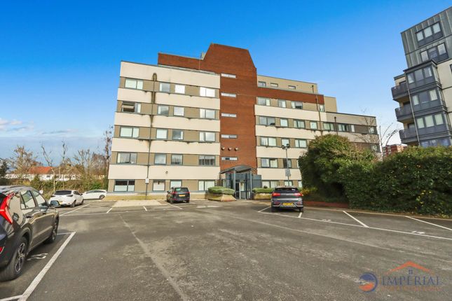 Flat for sale in Union House, Clayton Road, Hayes