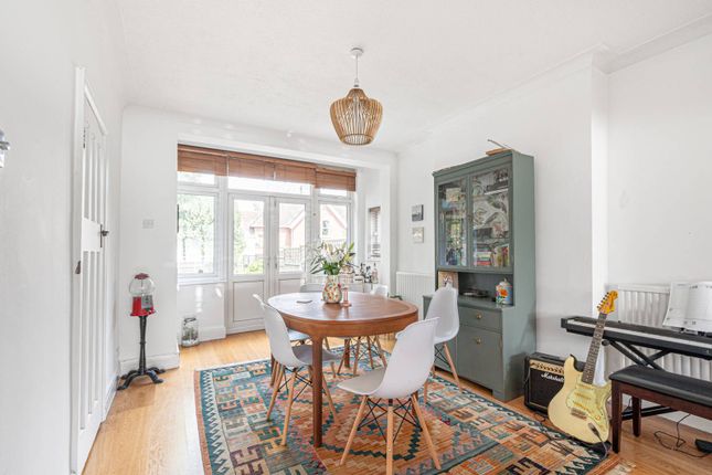 Thumbnail Property to rent in Nether Street N3, Woodside Park, London,