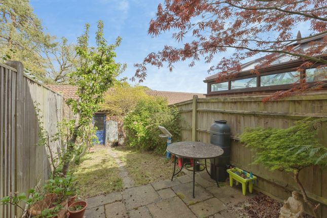 29, Blackthorn Avenue, Kent photo 2