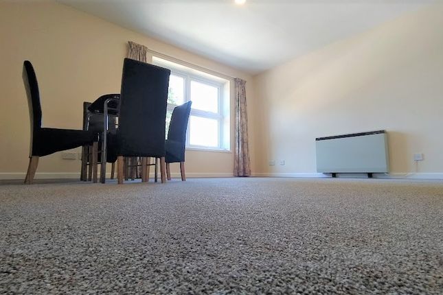 Flat 11, Highcliff Court, Dawlish photo 4
