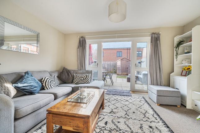 Thirty Five, Pinewood Way, Chichester photo 4