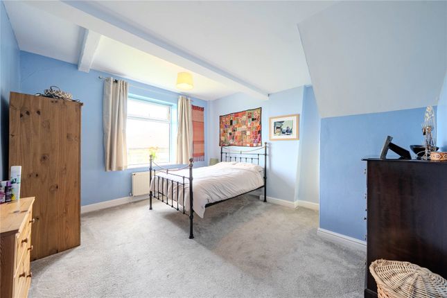 41, Thornhill Street, Pudsey photo 4
