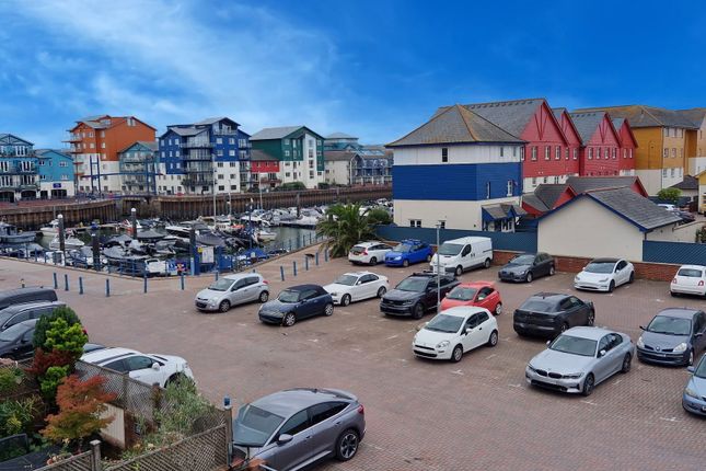 10, Sharps Court, Exmouth photo 3