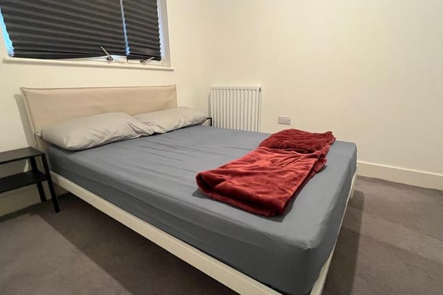 47 Doniford House, Healum Avenue, Southall photo 2