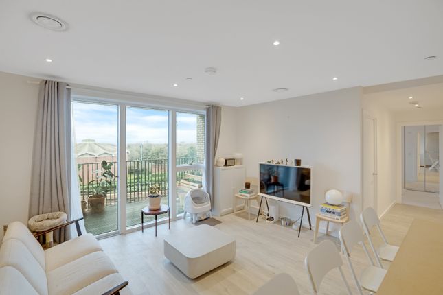 Cargo House, 7 Silley Weir Promenade, London photo 4