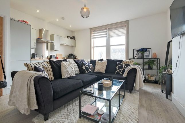 2-bed flat on Flat 3, 1A, Bank Buildings, Lancashire, £82,500