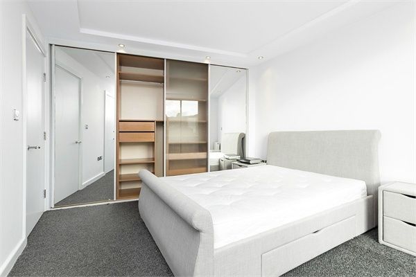 Flat for sale in The Triangle, Three Oak Lane, London