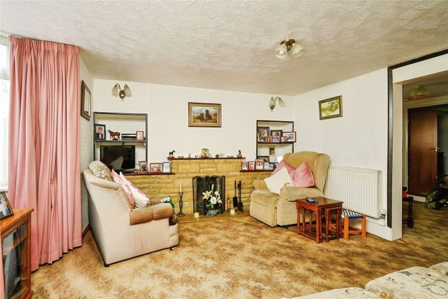 2, School Lane, Bicester photo 4