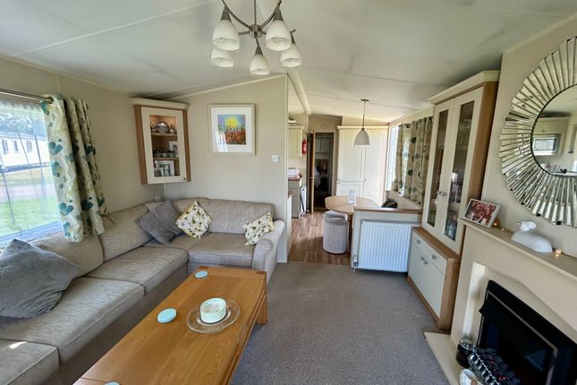 23, Essex Road, Hoddesdon photo 3