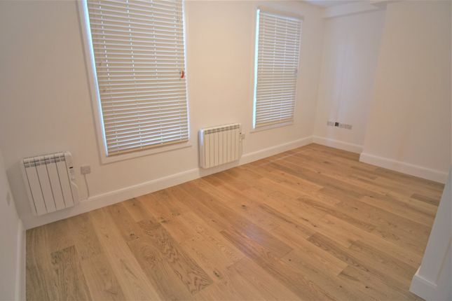 Room to rent in Trinity Road, Wood Green, London