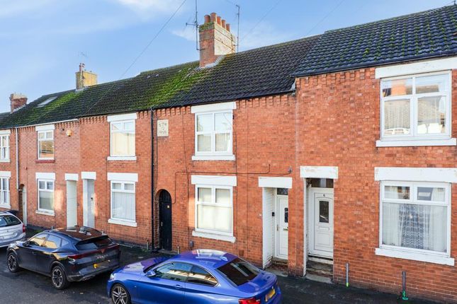 8 Crispin Street, Rothwell-3.Jpg