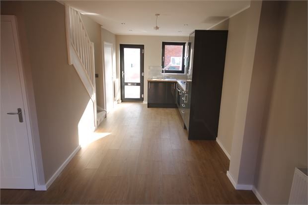 End terrace house for sale in Bargate Lodge, Bargate, Lincoln, Lincolnshire.