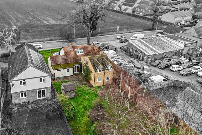 53, Bedford Road, Moggerhanger photo 3